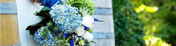 Голубой и небесно-синий цвета в свадебной флористике