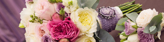 букет невесты с пионовидной розой на связке кемерово www.flofra.ru