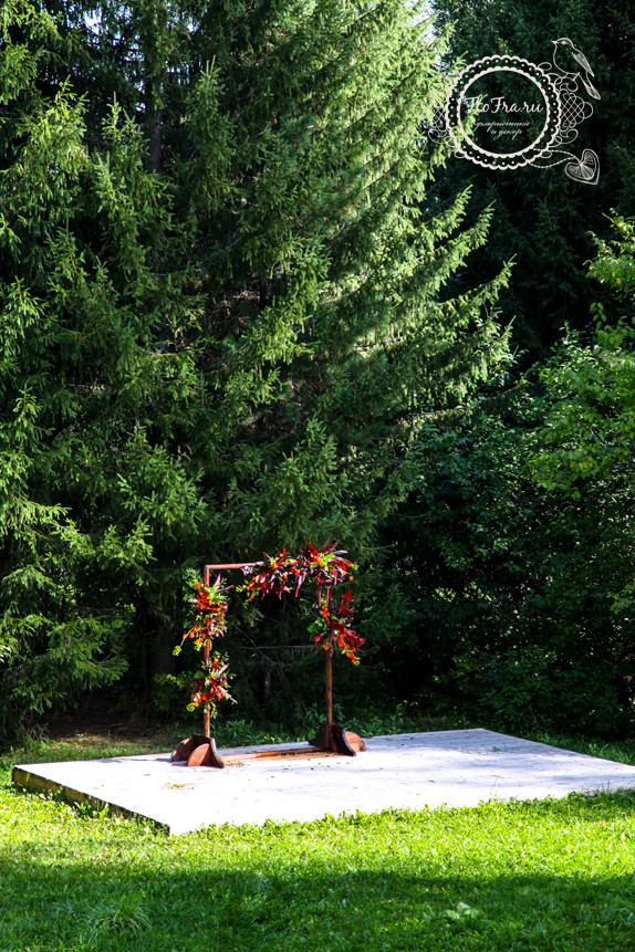 лесная свадьба флористика арка кемерово оформление декло жизайн осенняя цветы оформление www.flofra.ru.jpg24