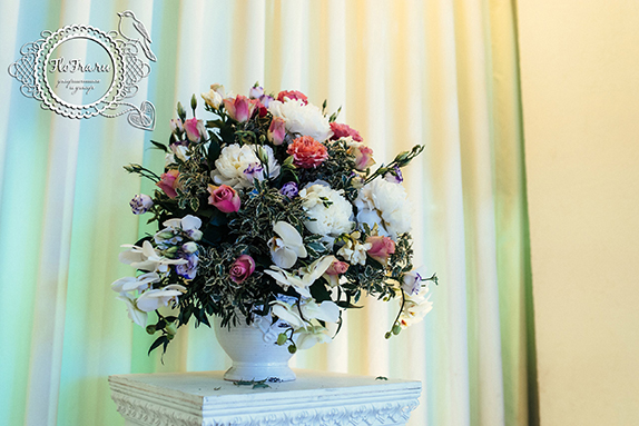 www.flofra.ru флористика Кемерово свадьба ресторан Континент украшение зала цветы на свадьбу свадьба декор композиции 